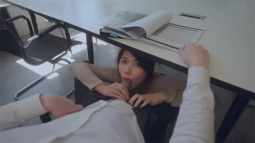 饥渴人妻 (5).jpg